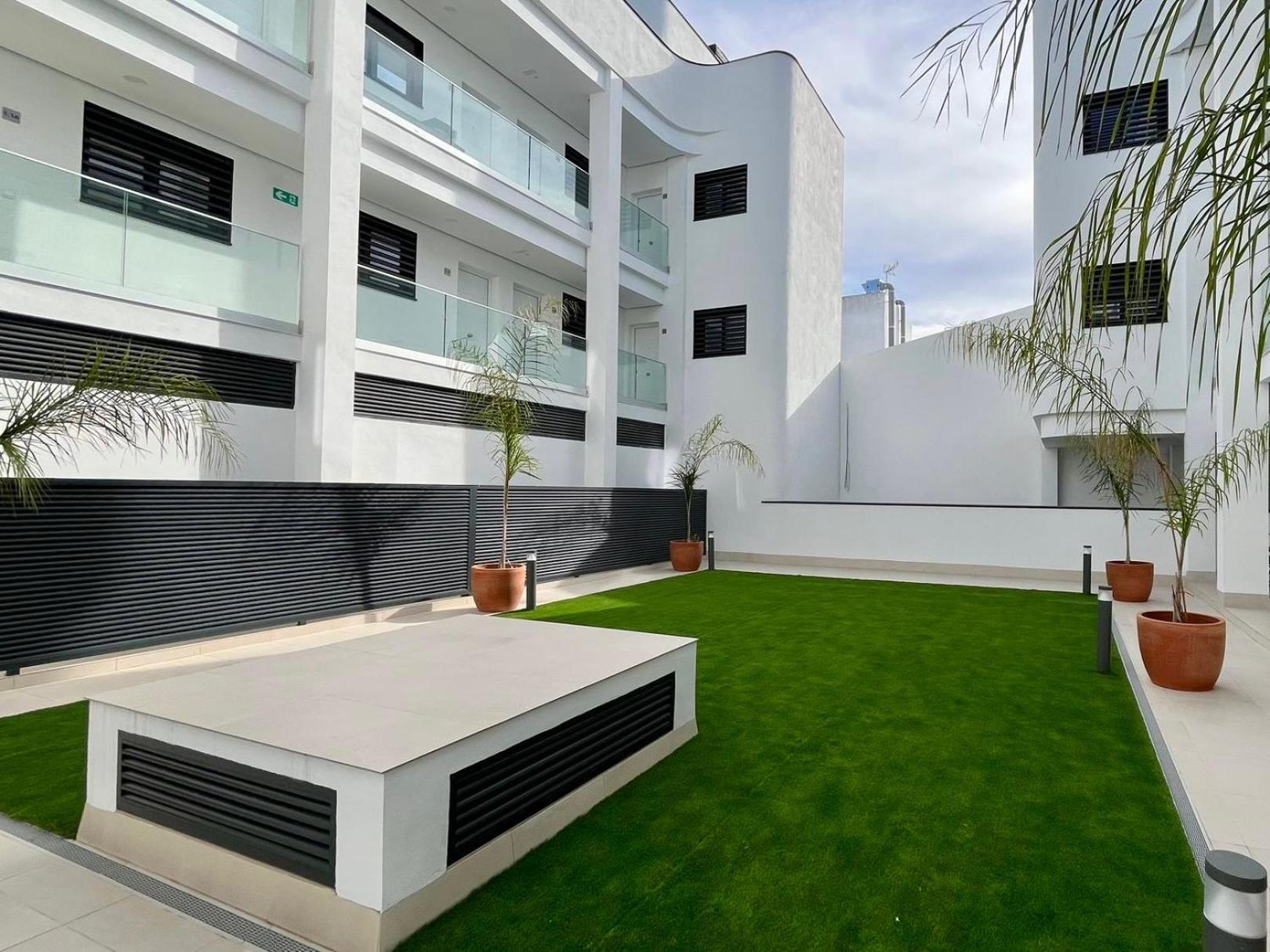 New Casa Raton Central, Pool, Wifi, Parking, Evcharger